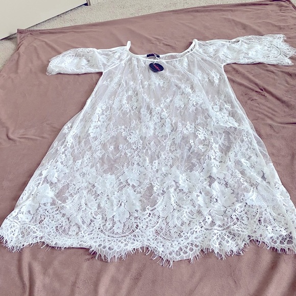 AvidLove woman’s Sexy Lace swimsuit Cover-up. Size Medium. NWT - Picture 12 of 16